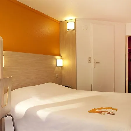 Premiere Classe Sesquières Hotel *