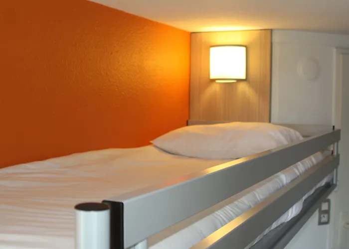 普瑞米尔图卢兹塞奇耶尔经典酒店 *